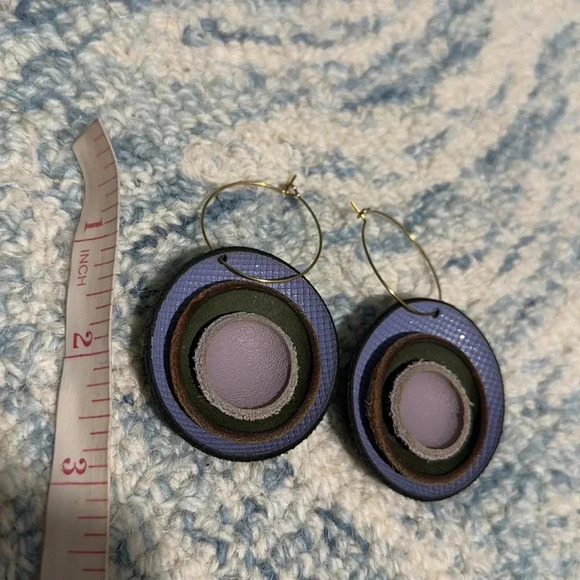 Handmade Portuguese leather disc nest statement earrings  - Picture 4 of 4